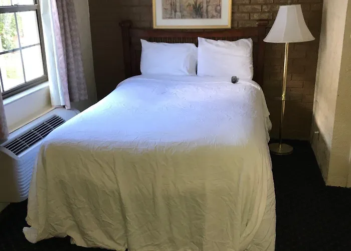 6 Tallahassee, Fl North Monroe 3*